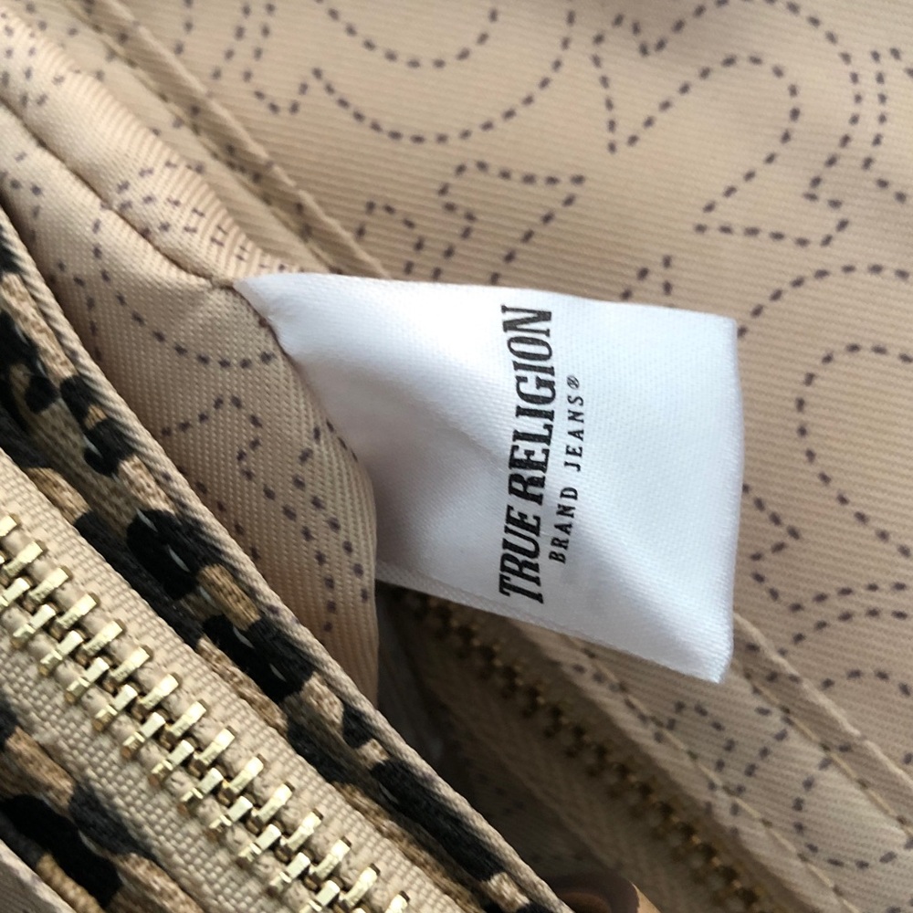 True Religion Leopard Bling Logo Cotton & Polyester Messenger Crossbody Bag NWT - Picture 12 of 16